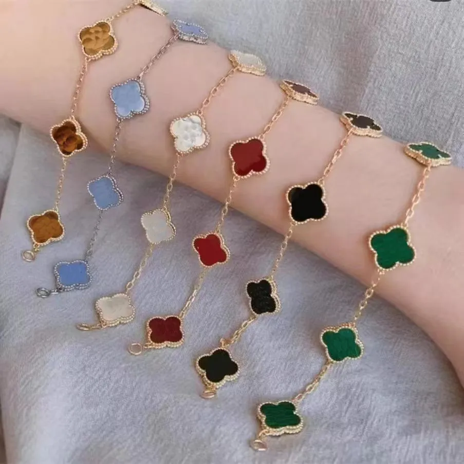 Élégant classique 4 feuilles Clover Charm Bracelet 18k Gold Agate Shell Mother of Pearl for Women and Girls Wedding Mothers Force Bijoux Femmes Femmes Cadeaux de Thanksgiving