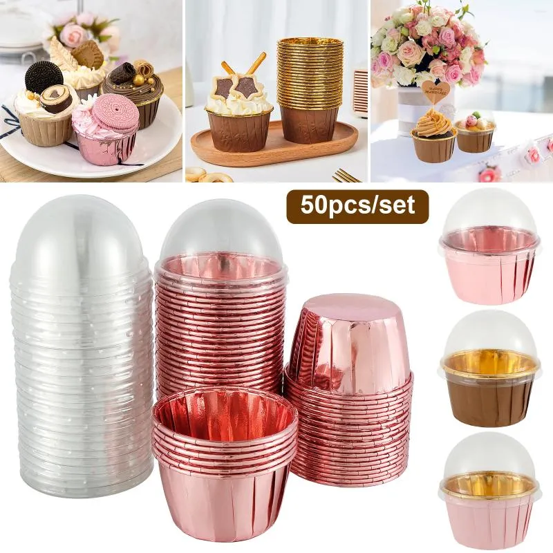 Utensili da forno 50 pezzi Fodere per cupcake in alluminio con coperchi Resistente al calore Torta in alluminio da 5,5 once Portatile Rotondo Facile da usare per la cucina di casa Matrimoni