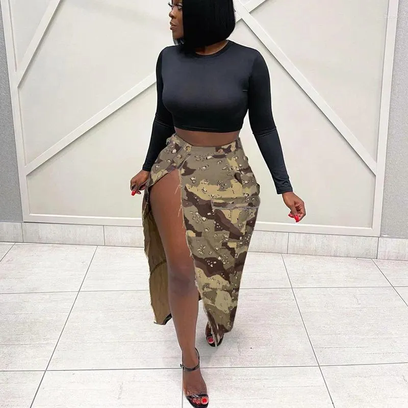 Skirts CINESSD 2024 Gentle Pastoral Chic Fashion Wash Camouflage Button Multi Pocket Ripped Split Denim Skirt