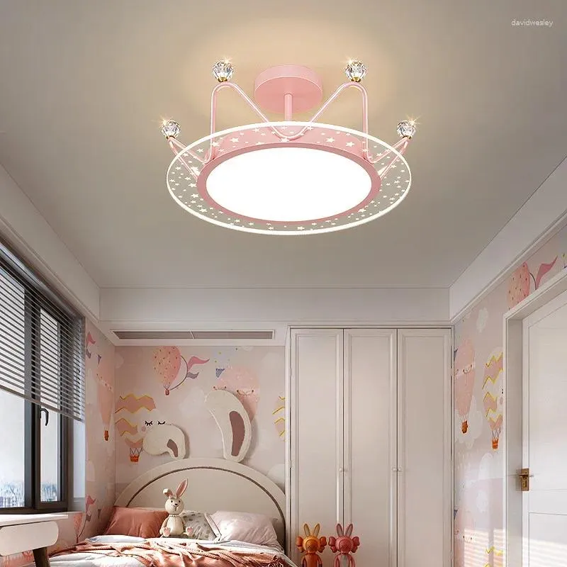 Lampki sufitowe różowy kryształowy korona LED Pokój dziecięcy światło nowoczesne, ciepłe romantyczne księżniczki małe lampy sypialni