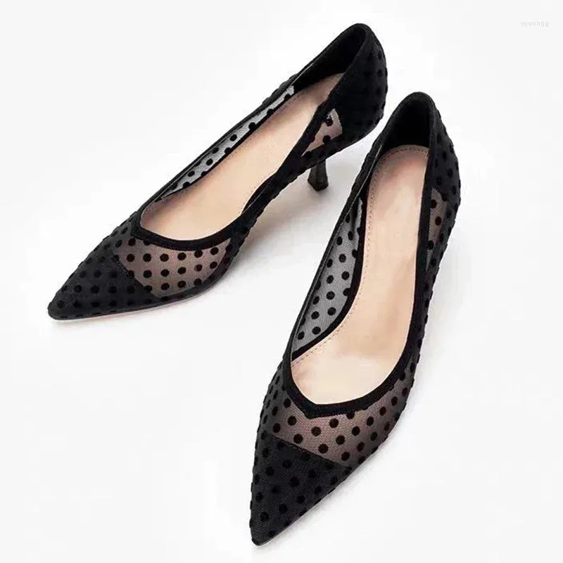 Sapatos de vestido Maogu Mulheres Negras Apontadas Toe Salto Alto Trabalho Dot Malha Vintage Elegante Raso Stiletto 2024 Primavera Verão Bombas de Salto Fino