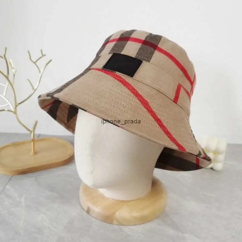 Designers Woman Wide Brim Hats Summer Le Bob Artichaut Bucket Hat Sunshade for Outdoor Travel Hats
