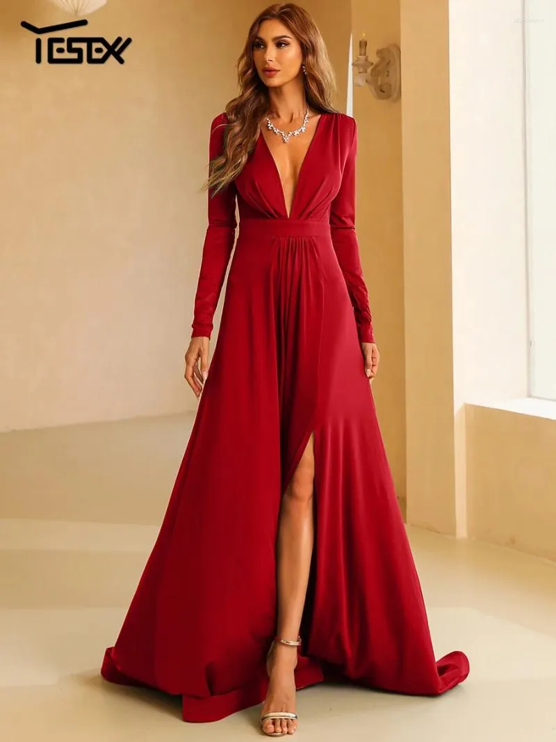 Floor-Length Burgundy A-Line Dress with Hooded Collar and Peplum for Winter Formal Occasions from Dhgate Basic & Casual Dresses - price 65.44 Floor-Length Burgundy A-Line Dress with Hooded Collar and Peplum for Winter Formal Occasions from Dhgate Basic & Casual Dresses - price 65.44