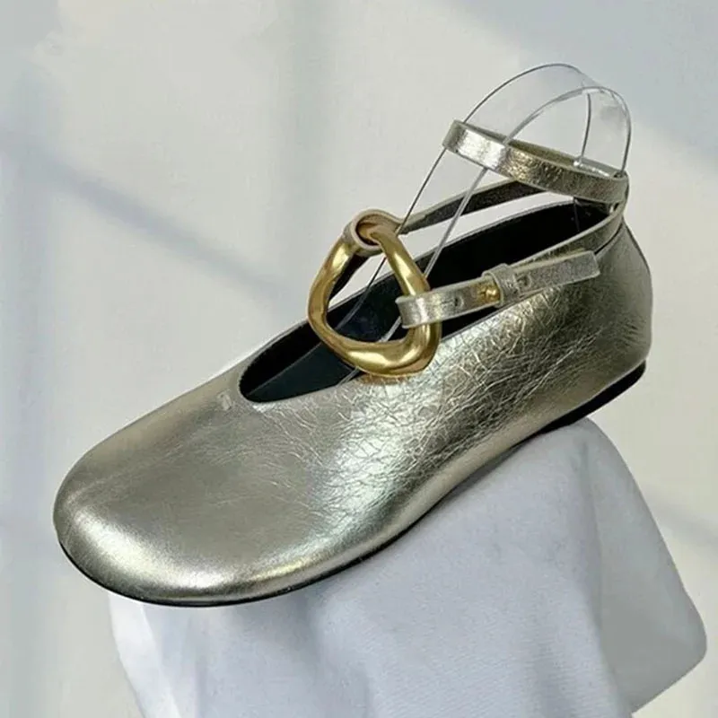 Mocassins plats en cuir véritable pour femmes, lanière à la cheville, bout rond, décor d'anneau en métal, bouche peu profonde, chaussures de marche de vacances, printemps-automne