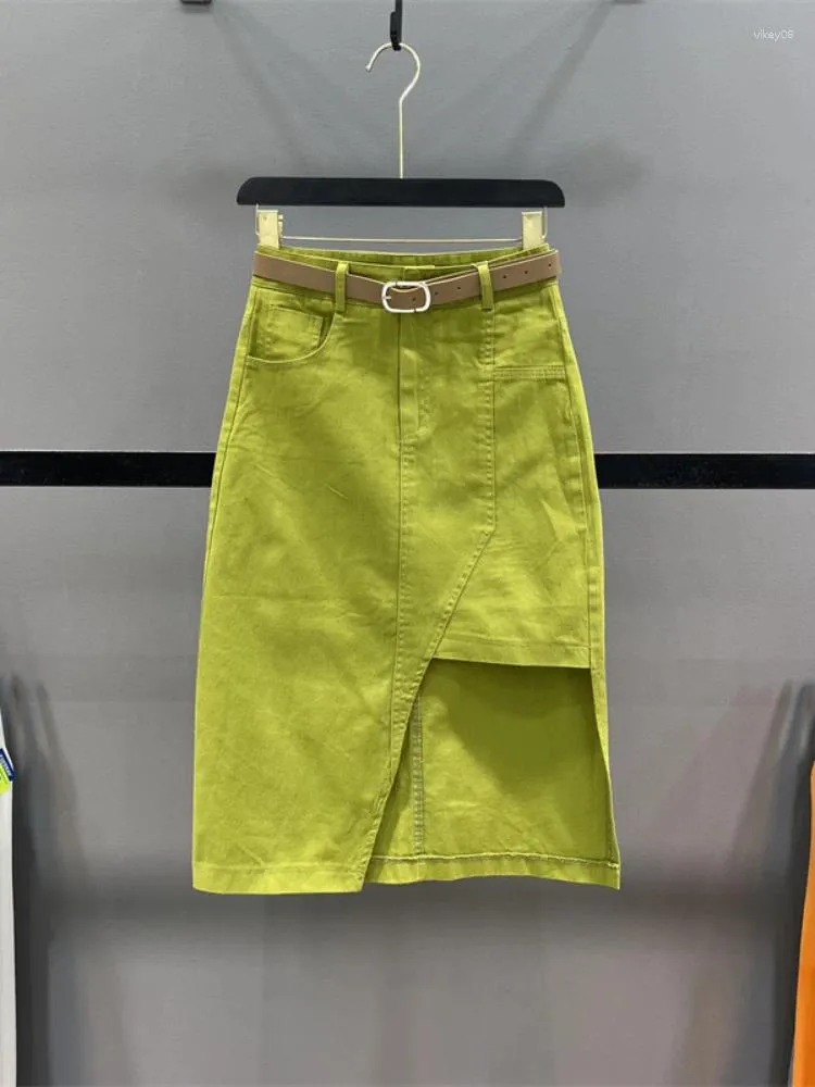Jupes 2024 printemps et été fruits vert jupe en jean pour les femmes mi-longueur irrégulière sexy taille haute a-ligne gaine