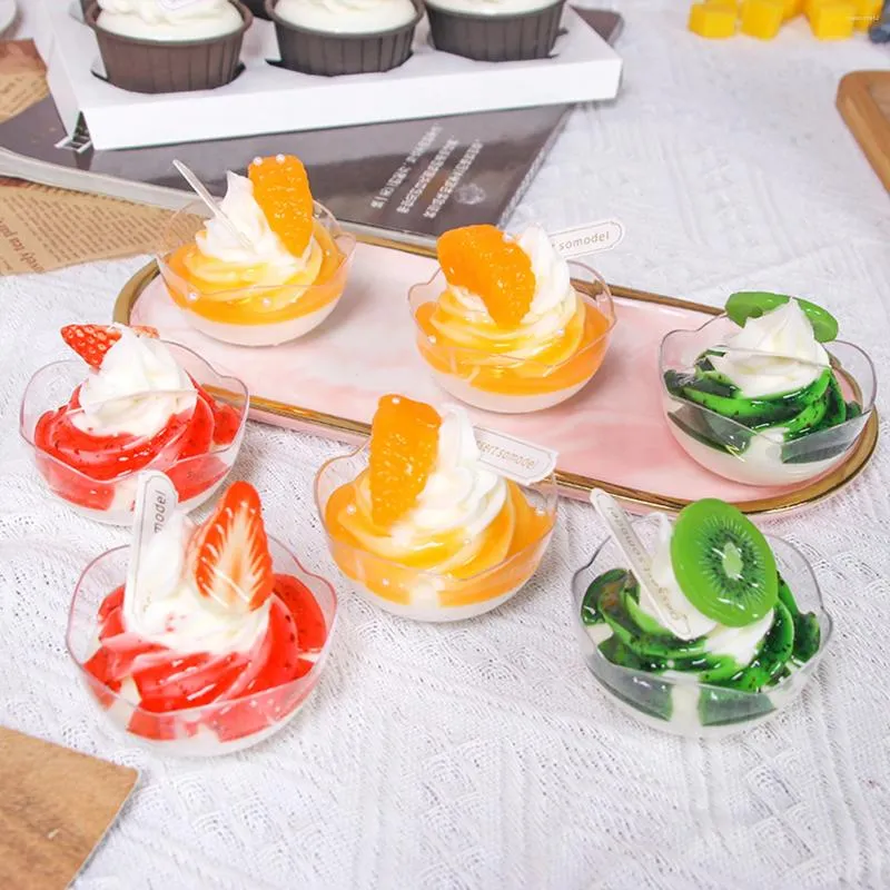 Dekorativa blommor realistiska 6st Fake Cupcake Food Model Fruit Glass transparent skål bröllop rekvisita fest heminredning mjuka pu cupcakes s s s s