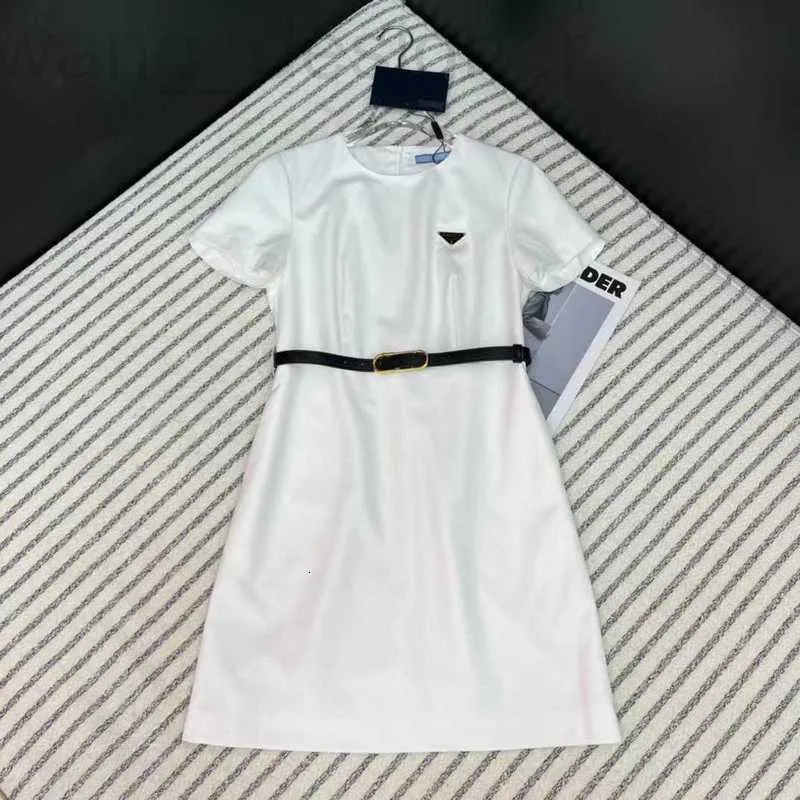 Vestidos casuais básicos designer high end 2024 verão novo vestido casual feminino de manga curta fz3e
