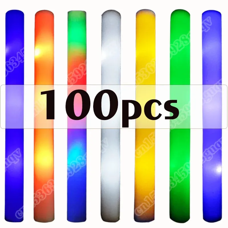 100st LED FOAM GLOW PICKS FLASHING GLOW BATON Cheer Tube Glow In the Dark Wedding Party Supplies 3 Lägen Blinkande Stick Toys 240326