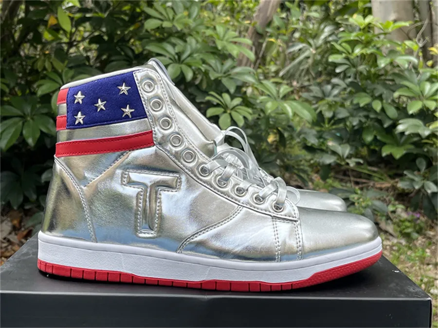 Sliver Shoes Trump T Trumps Designer Sneakers The Never Surrender Designer High Top Gold Custom Casual Basketball Chaussures Ts Sliver Hommes Femmes Baskets de plein air Sports