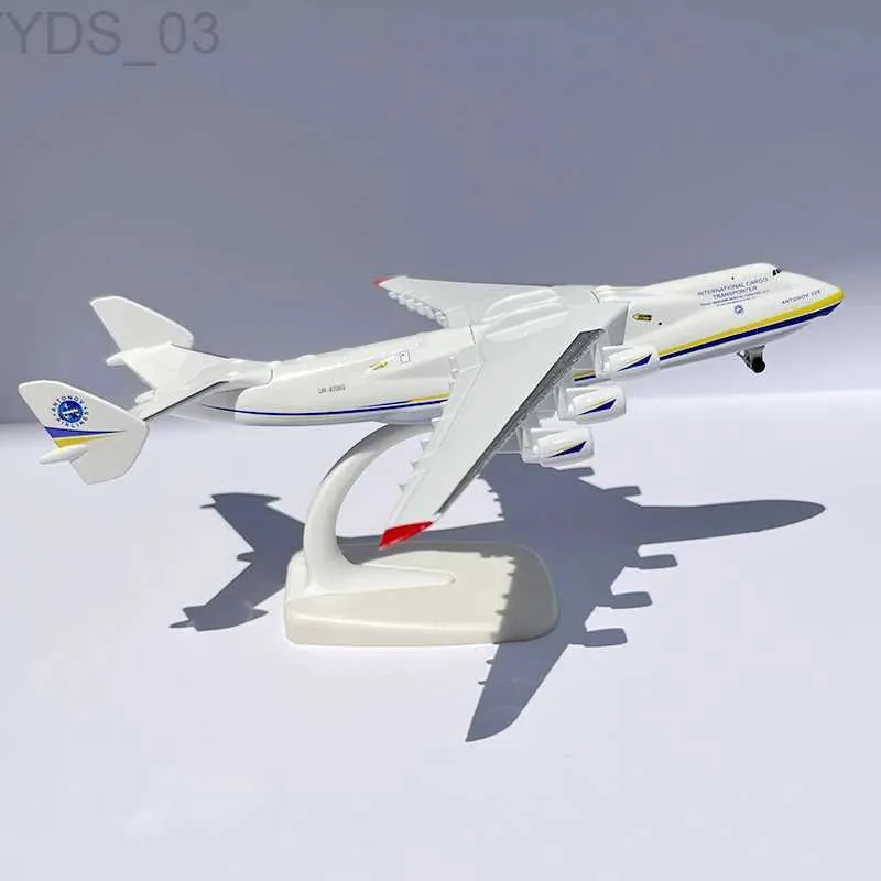 Aircraft Modle 20cm 1/400 Alloy Antonov 225 An-225 Mriya Airplane Metal Model an225 Collection Toys mrija UkraineTransport Dream AN 225 plane YQ240401