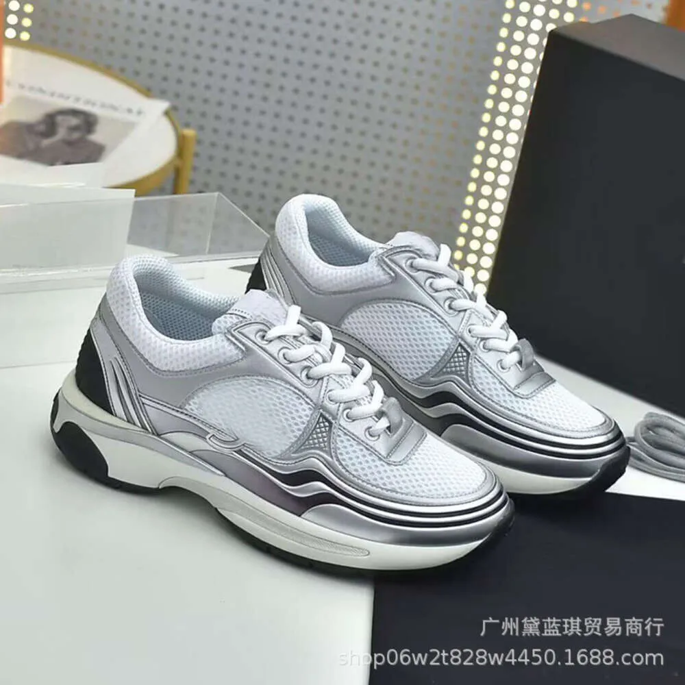 2022 Autumn and Winter Golden Horn Silver Corner Metal Leather Splice Breathable Mesh 3D Impression Process Lace up Sports Shoes Jogging Shoes