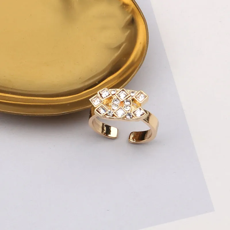 Designer Luxe Roestvrij Stalen Ring Verstelbare Ontwerpers Ringen voor Vrouwen Mannen Dubbele Letter Diamanten Ringen Paar Ringen Trendy Vakantie Cadeau