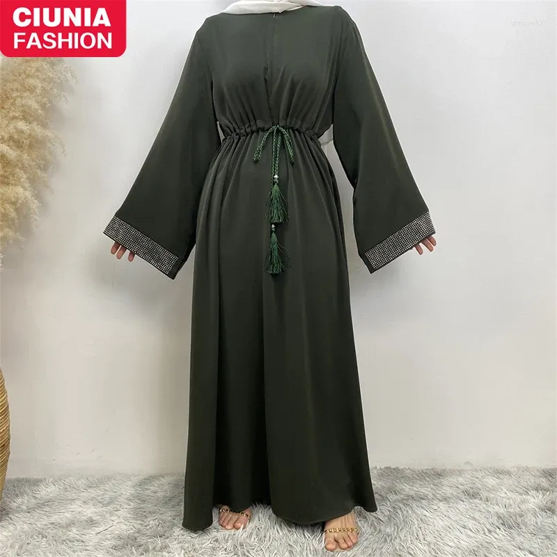 Abbigliamento etnico Abiti Eid 2024 Donna musulmana Dubai Nida Tasche frontali con cerniera Turchia Abito lungo Kimono Caftano per le donne Abaya Ramadan