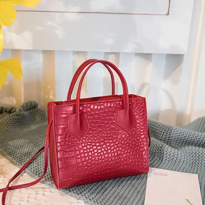 Sacs à bandoulière femmes mode cosmétiques dames unique motif Crocodile filles cadeau sac à bandoulière sac à main en cuir PU avec poignée fête