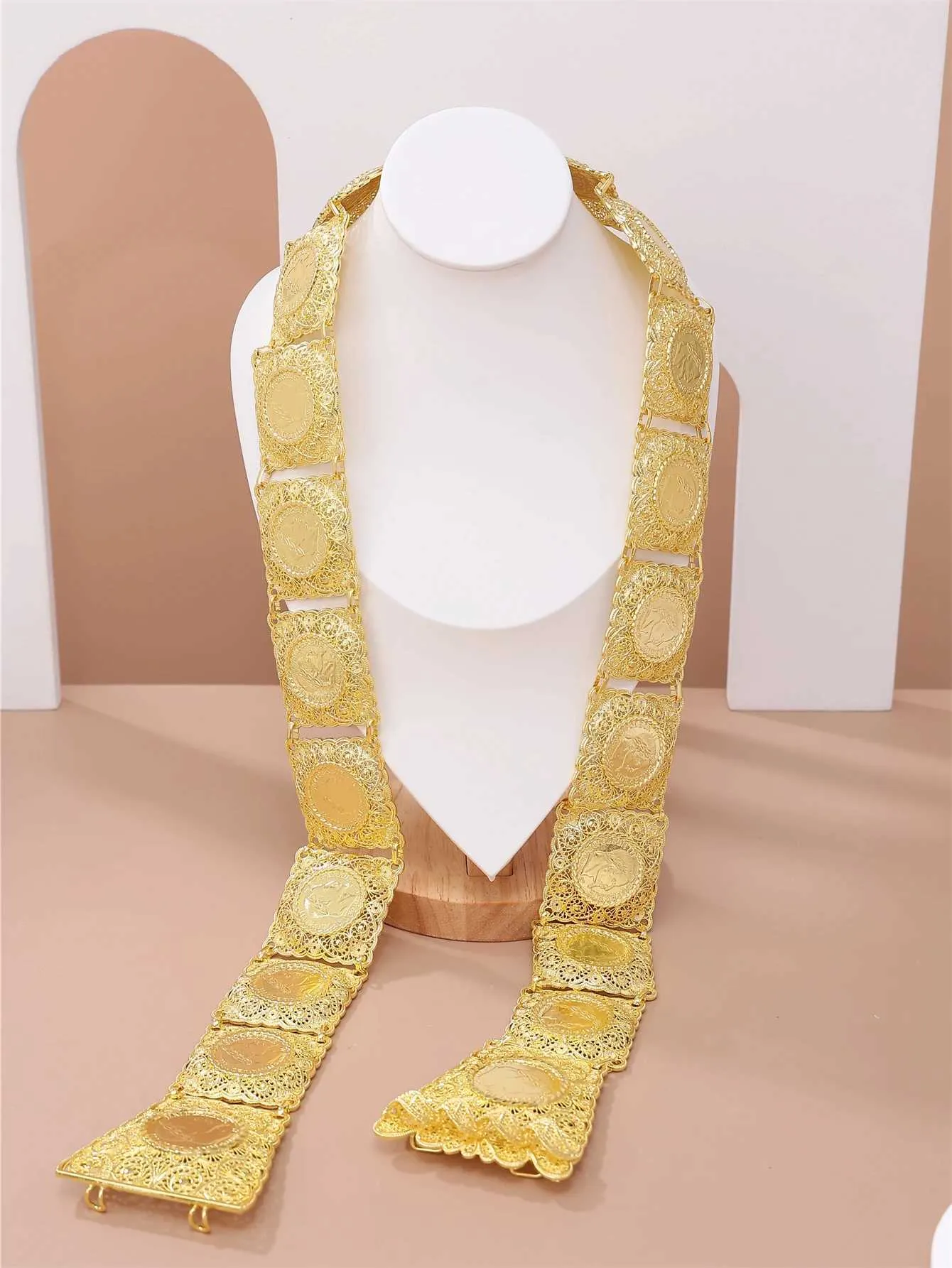 Belts Algerian coin with gold-plated metal handmade exquisite carving of Napoleons head Arab traditional festival bride waist chain jewelry Q240401