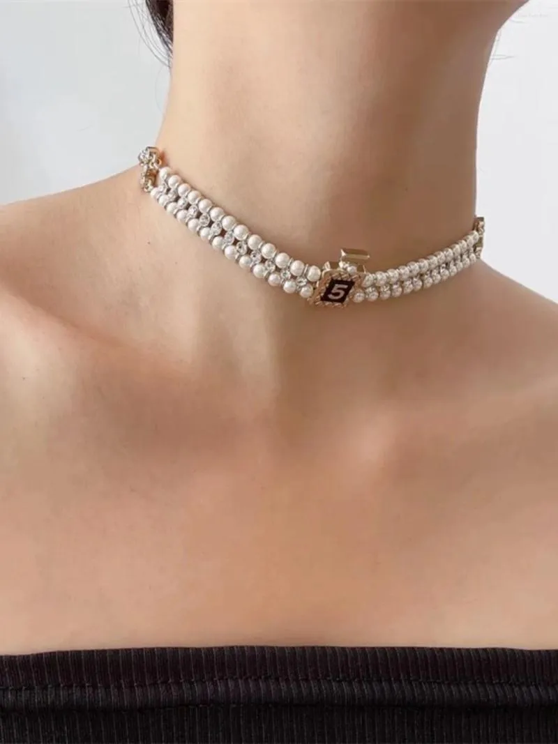 Hänge halsband dubbel rad pärlchoker halsband