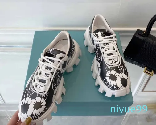 Soled Men and Women Printed Lace Up Sneaker Fashion Sneaker Outdoor Running Size Size
