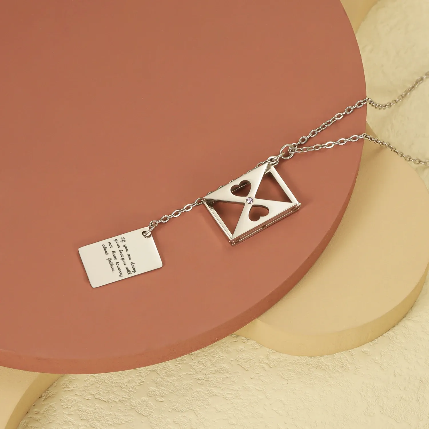 Colliers Pullout gravé évidé coeur enveloppe collier en acier inoxydable pierre de naissance enveloppe pendentif meilleur cadeau d'anniversaire pour les femmes