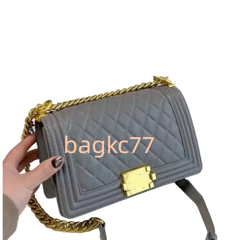 2024 7A Borsa di design di alta qualità Borsa da donna Borsa classica Borsa per mamma piccante Lingge Gancio Cucito artigianale Morbido e delicato al tatto Super versatile