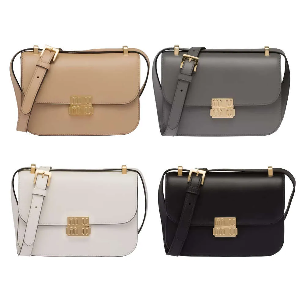 Cuir véritable CrossBody Miui Luxurys Totes Sac à bandoulière Designer Sangle Femmes Sacs à main Hommes Sac à main classique en relief Soirée Sling Portefeuille Maquillage Embrayage Main