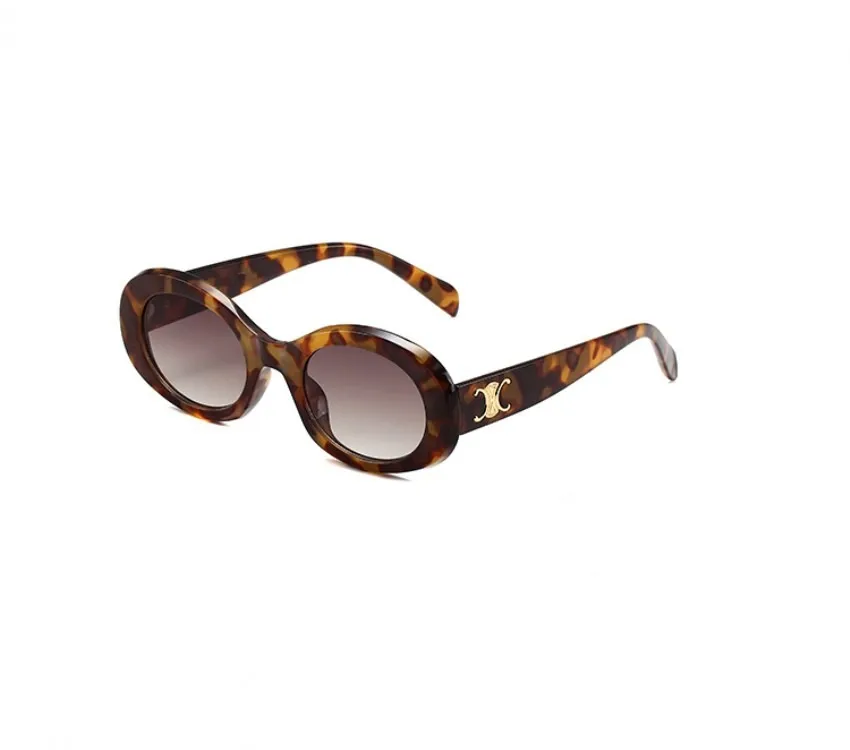 Mens Designer Solglasögon Luxury Brand Womens Solglasögon 40194 Fashion Sun Protection Glasses European American Retro Oval Small Frame Solglasögon Leopardtryck