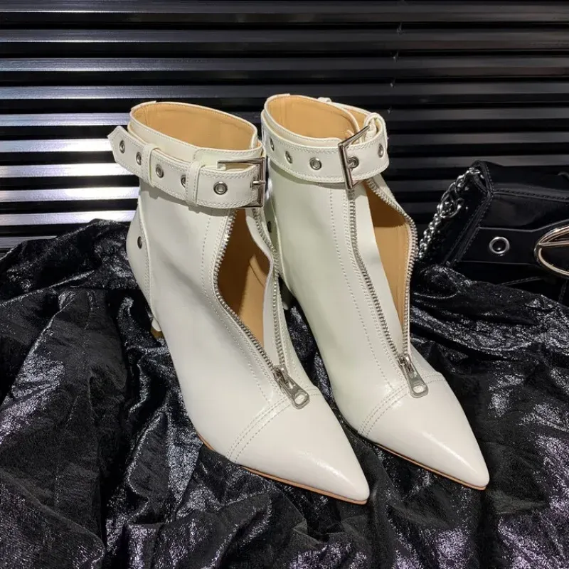 Boots 2023 Metal Belt Pointed 7cm Thin High Heel Front Zipper Short Boots Fashion 3439 Internet Celebrity Model Winter Boots