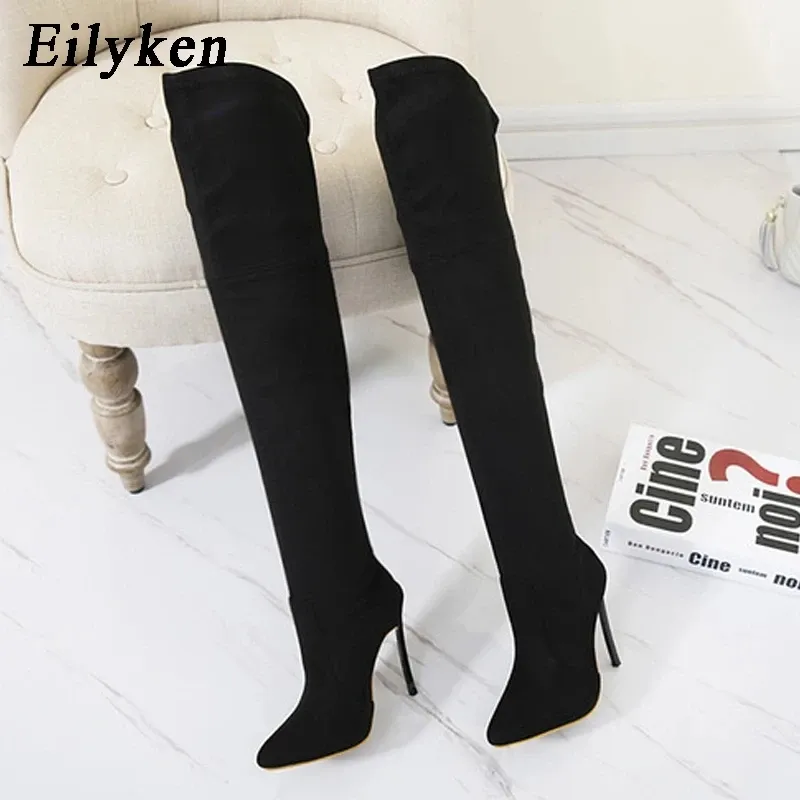 Bottes Eilyken 2023 Femmes sur le genou Boots Tissu extensible Tabot pointu à l'orteil Couture de cuisse High Long Bootes Chaussures