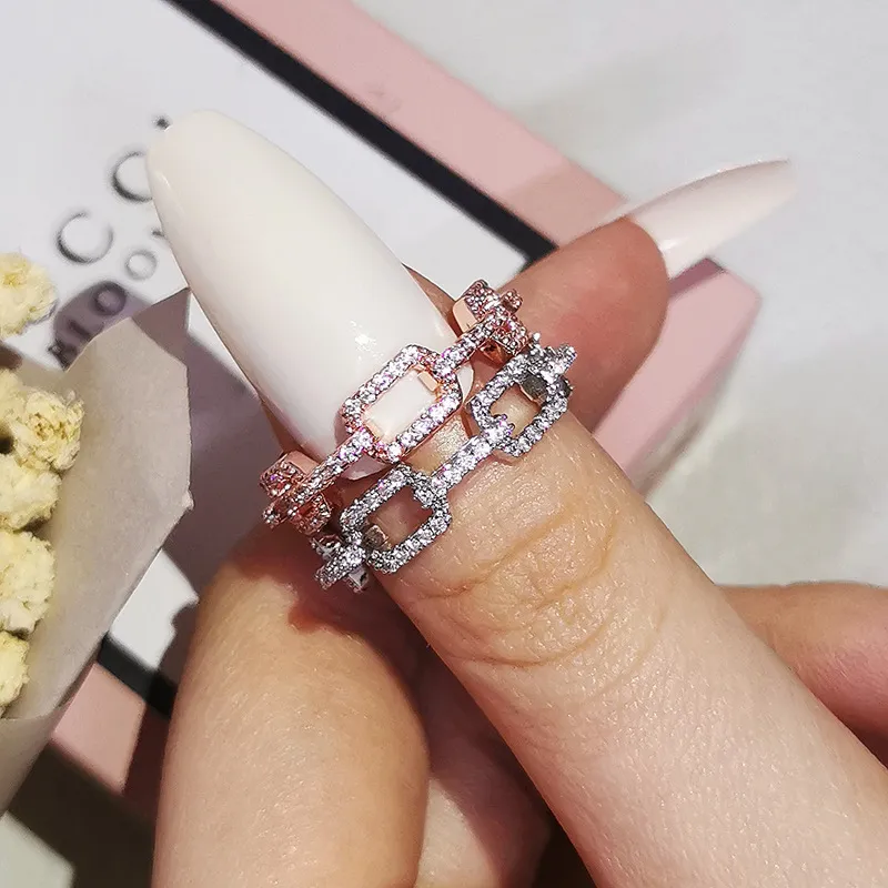 Solitaire Zircon Ring For Women In Silver And Rose Gold Finish_voghion.com