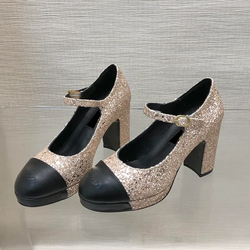 Pumps für Damen, Designer-Kleiderschuhe, runde Zehen, klobiger hoher Absatz, Strass-Lammfell-Glitzer-Sandalen, Grosgrain-Wedges, Metallschnalle, Knöchelsandalen, Hochzeitsschuhe als Geschenk