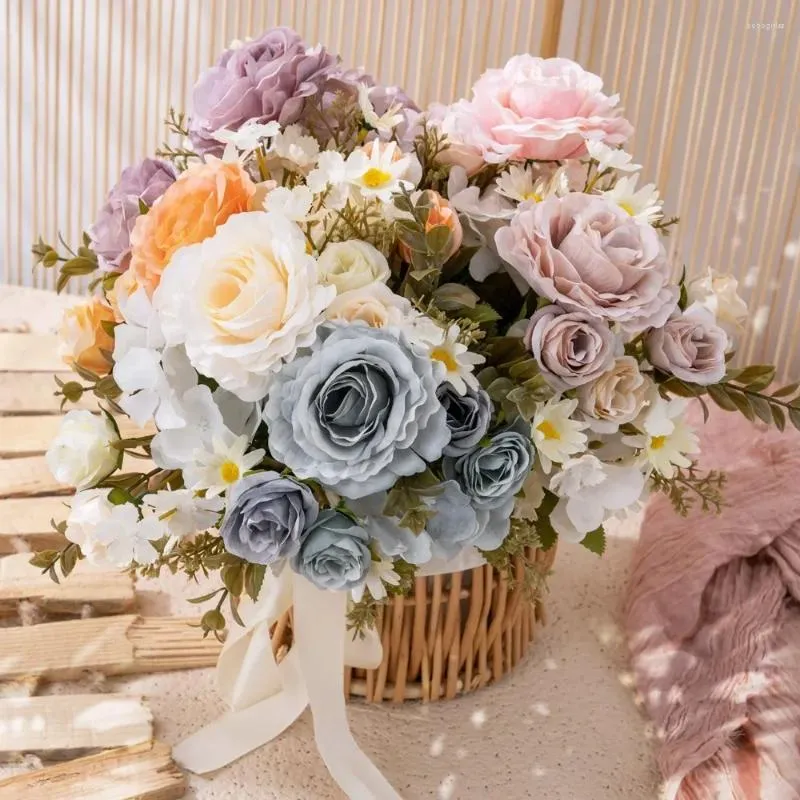 Flores decorativas 7 garfos plantas falsas mar lótus outono rosa artificial para decoração de casamento decoração de casa sala de estar