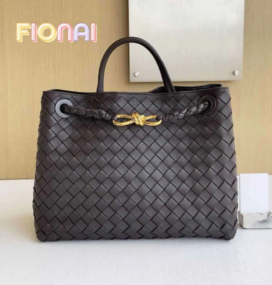 B Family 8-Line Buckle andiamo Oryginalna skóra 2023 NOWOŚĆ WOVED WOVEN WOVIN PRZETRYWNA SENORMOWE Crossbody Oficjalny dokument TOTE Bag HD