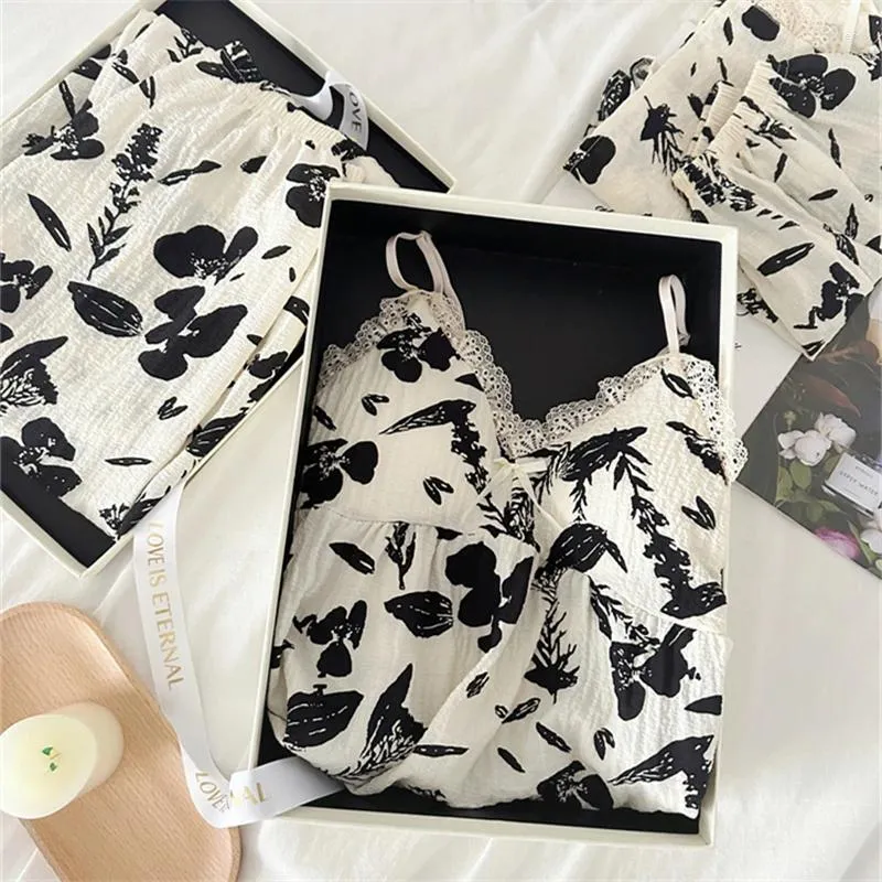 Ubrania domowe malowanie tuszu piżamowego damskie lato z klatką piersiową czyste bawełniane krótkie spodnie Trzyczęściowe ubrania
