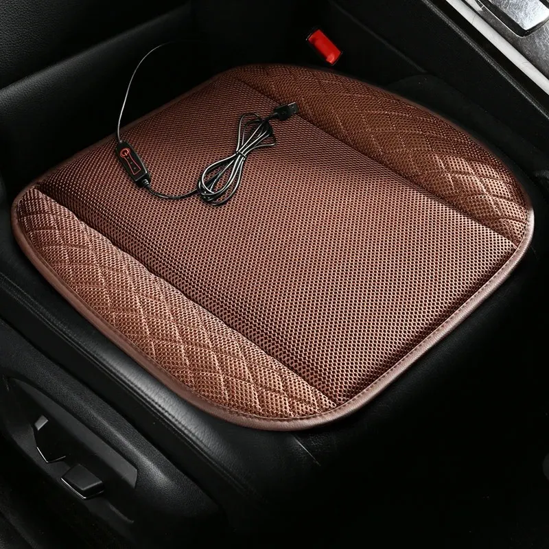 Nouveau coussin de ventilation de voiture 2024 SEMPE SUMME USB CHEMING AIR VENTILATION CHACH DISSIPATION CUMION CUCHION SEAT POUR USB COLION DE SEAT DE REFROIDING USB