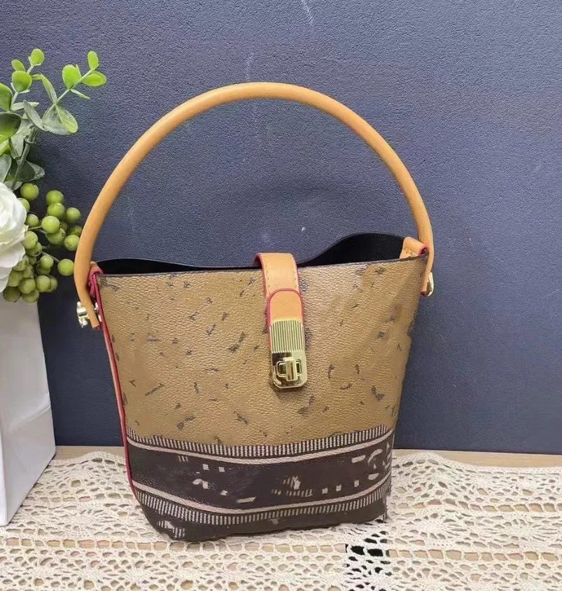 Borsa a secchiello di lusso Borse da donna in pelle di marca presbite Stile coreano Nuovo commercio all'ingrosso complesso di alta qualità