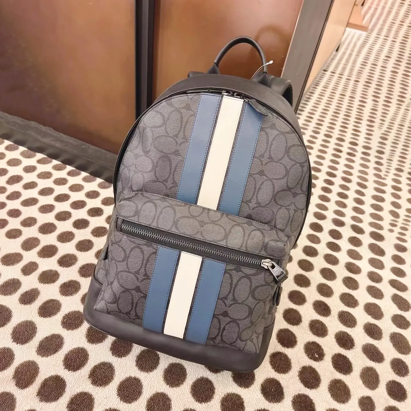 Luxurys ryggsäck stil designer tygväska för kvinnors sacoche 10a handväska back pack axel koppling skolväskor mode mens läder handväska bärbar dator boksäckar bokväskor