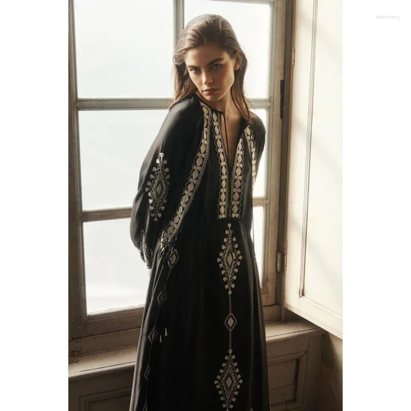 Boho Maxi Dress: Spring V-Neck Lantern Sleeve Casual Dress - Cotton Linen Hippie Holiday Embroidery, Elegant Black Mujer Style from Dhgate Basic & Casual Dresses - price 67.98 Boho Maxi Dress: Spring V-Neck Lantern Sleeve Casual Dress - Cotton Linen Hippie Holiday Embroidery, Elegant Black Mujer Style from Dhgate Basic & Casual Dresses - price 67.98