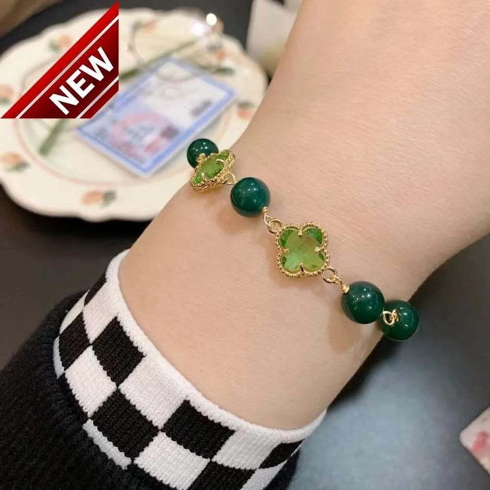 classic Van Clover Bracelet Luxury Designer Clover Bracelet Fashion Women's Green Agate and Chalcedony Pull Bracelet Gift