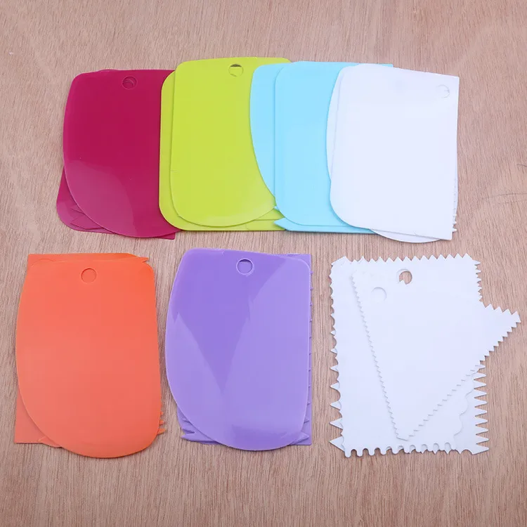 Nuovo raschietto colorato in tre pezzi per raschietto in plastica color crema