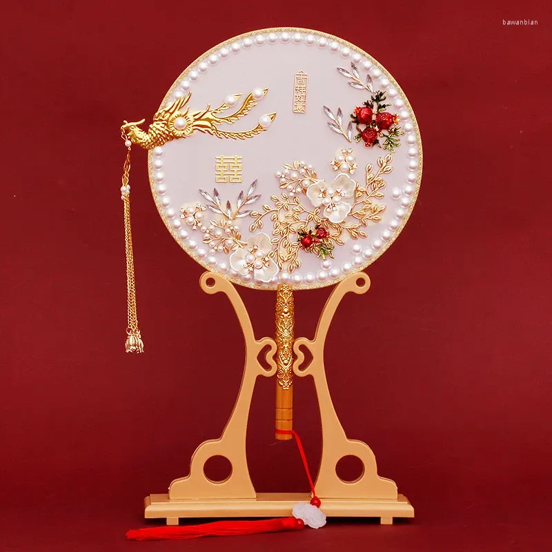 装飾的な置物中国のファンの花嫁の丸い手持ちヴィンテージファブリックウェディングデコレーションクラフトファンの贈り物