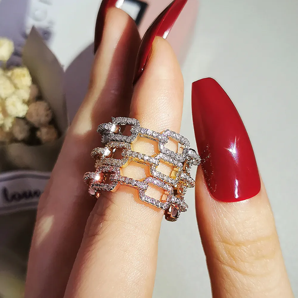 Solitaire Zircon Ring For Women In Silver And Rose Gold Finish_voghion.com