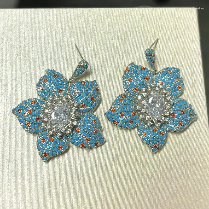 Orecchini pendenti Bilincolor Moda elegante fiore blu Orecchini pendenti per gioielli da sposa da donna