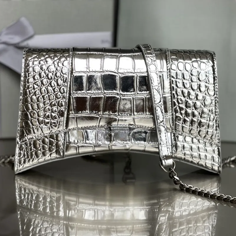 Lyxig kvinnors timglasplånbok på kedja toppkvalitet krokodil präglad kalvskinn designväska mode liten kort handväska med låda