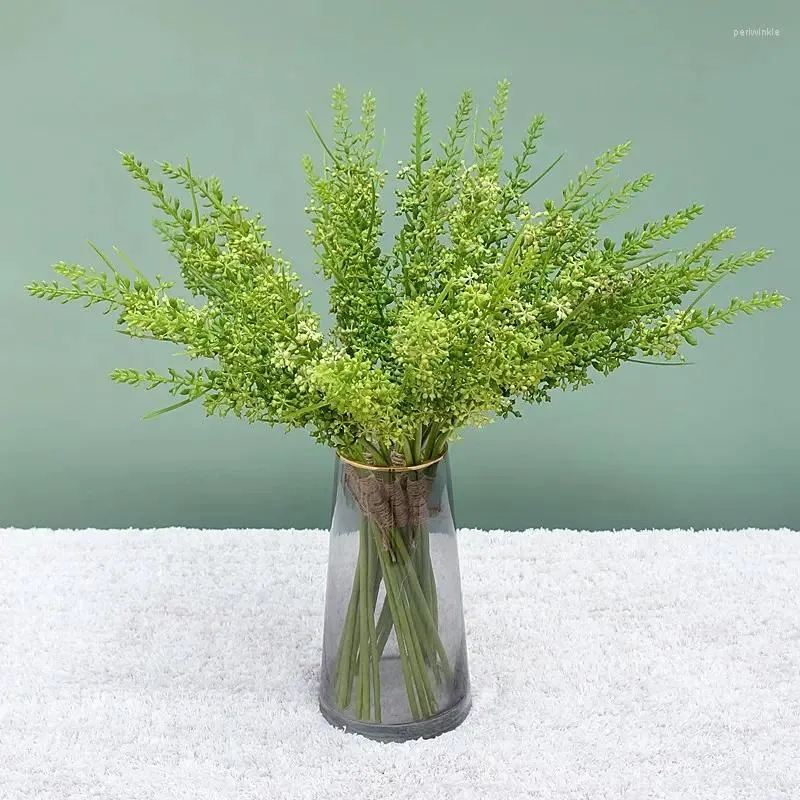 Decorative Flowers 3 Pcs/bundle Beautiful Fake Grass Plastic Artificial Plants Garden Decoration Flores Christmas Decor Fleur Artificielle