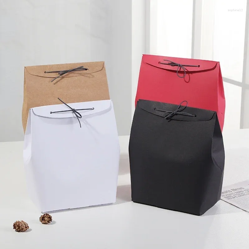 Envoltório de presente elegante dobrável caixas de embalagem dia dos namorados presente envelope sacos de papel kraft puro saco portátil com cordão de couro