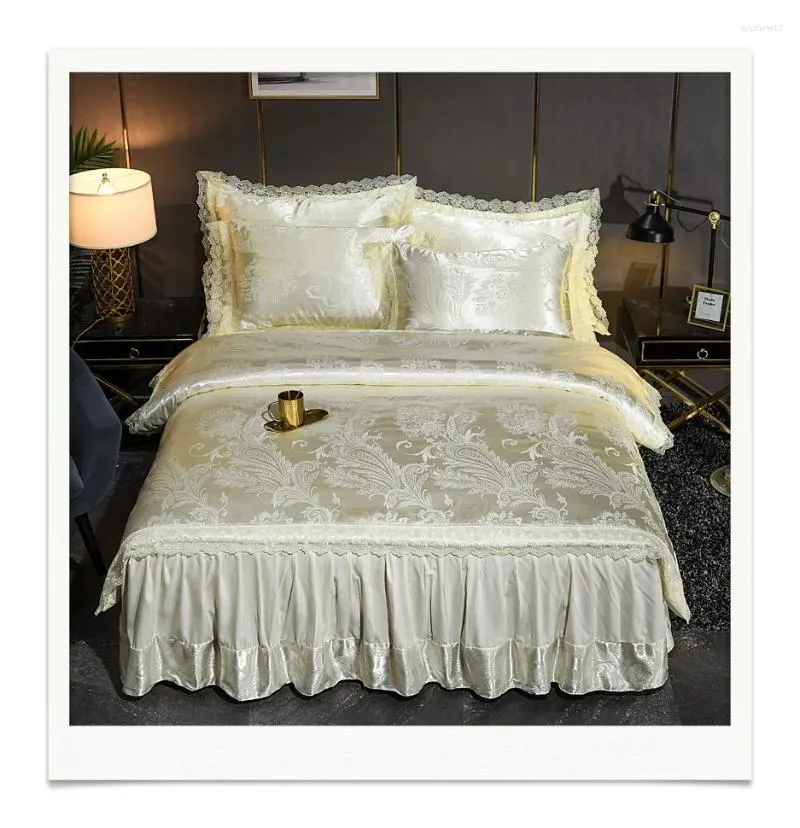 Sängkläder sätter säng kjol spets jacquard fyra stycken set europeisk stil elegant lyxbomull