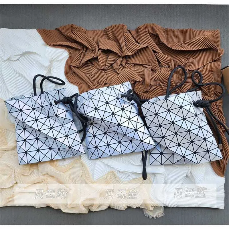 Kadınlar için Tasarımcı Çantalar Satış Paketi Su Çekme Kovası ile Suyu Crossbody Serisi Çanta Tek Omuz Sınırlı El Taşıyıcı Fritillaria Under Marma Taşıma