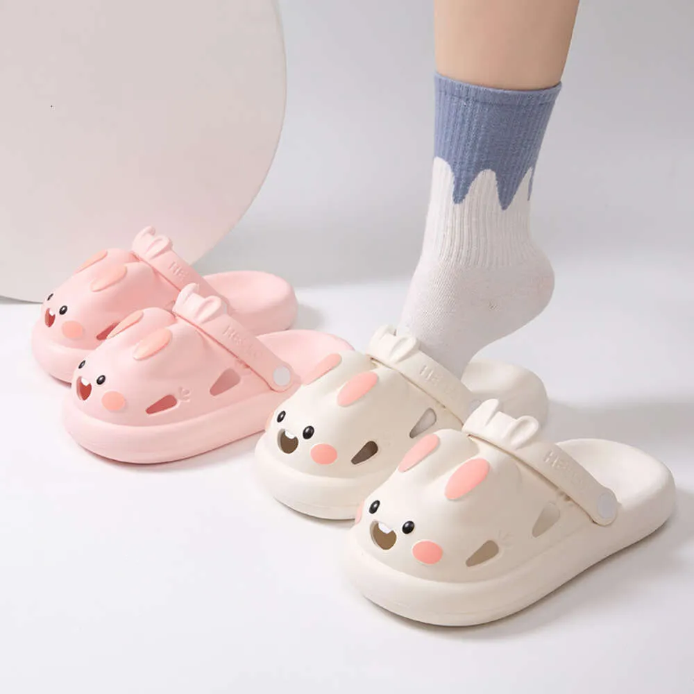 Женская обувь с дырочками из мультфильма кролика, детская милая обувь с ощущением шага на толстой подошве, уличная пляжная обувь для родителей и детей