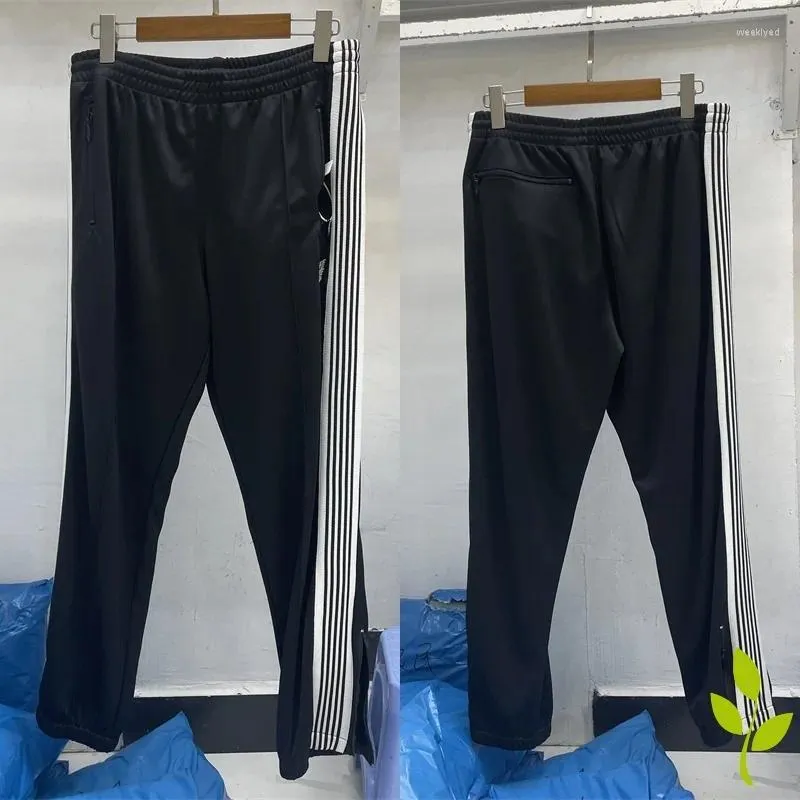 Pantalons pour hommes Marque de mode Aiguilles Casual Papillon Brodé Côté Bouton Rayé Noir Haute Qualité Pantalon Long Hommes Femmes