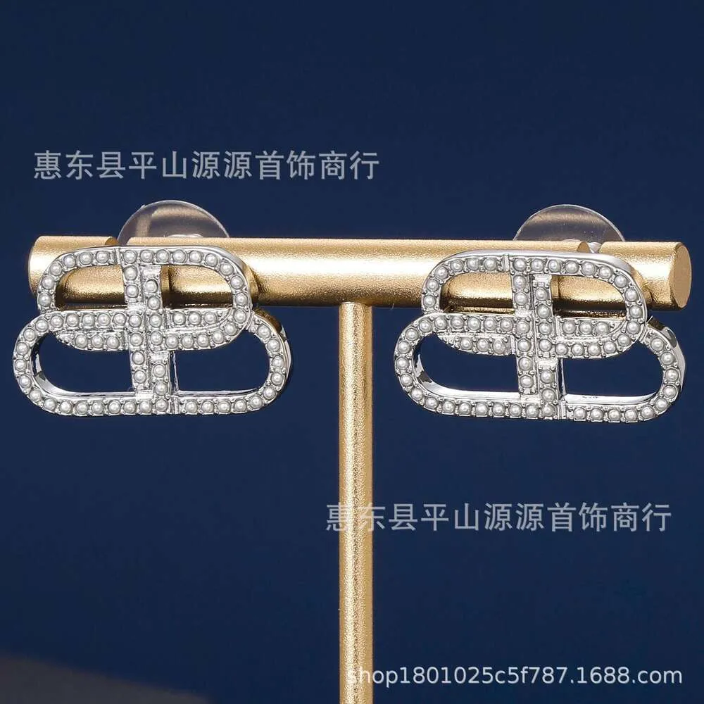 Biżuteria BB kolczyki BB Pearl Kolczyki Nisza Design Brass Light Luksus z diamentem dla kobiet Yu7Y