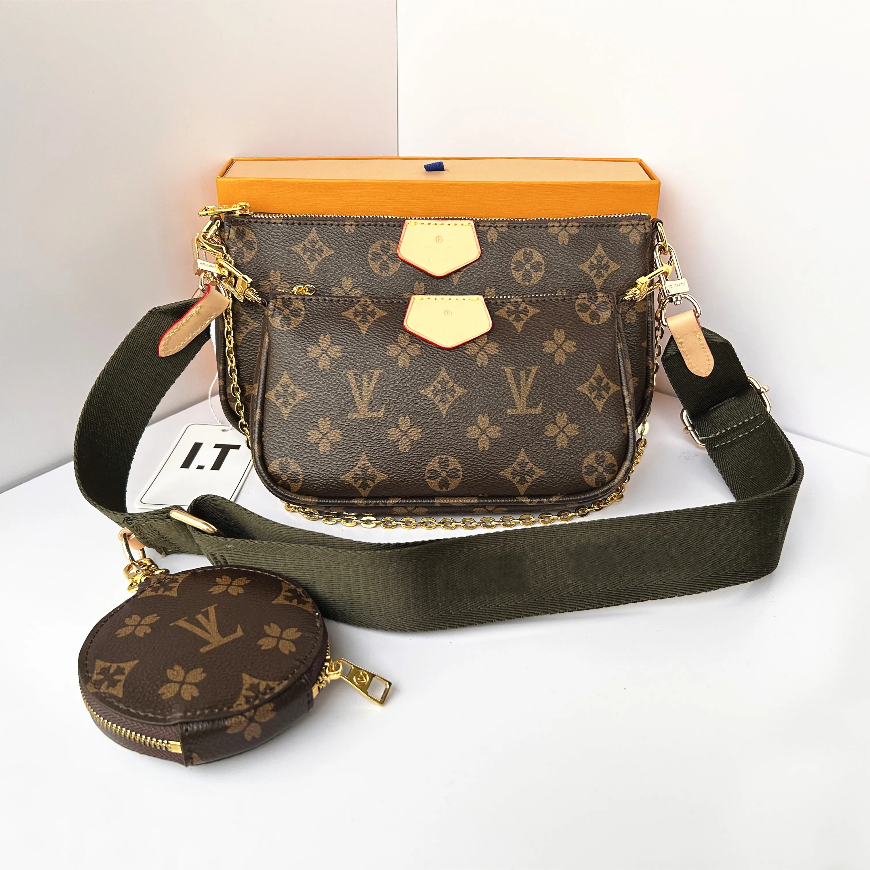 Womens Classic Designer Handbag Set Includes Shoulder Bag, Clutch